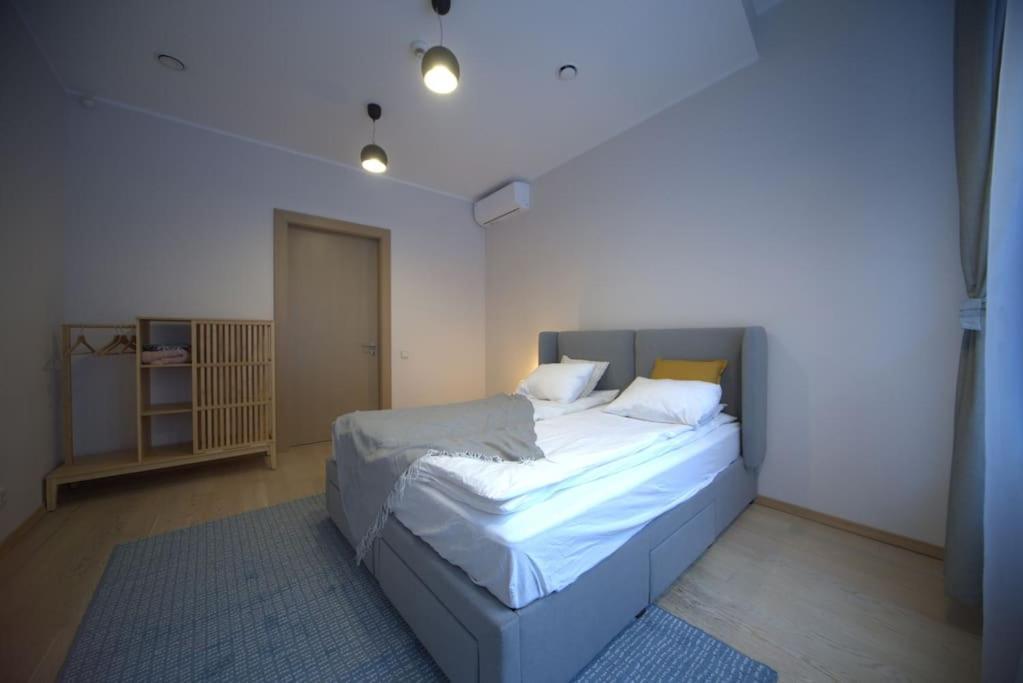 3 Bedroom Apartment In The Old/T Riga Esterno foto